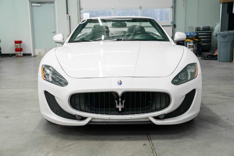 Maserati GranTurismo Convertible Sport -Trident Wheels, Carbon Fiber Interior Trim