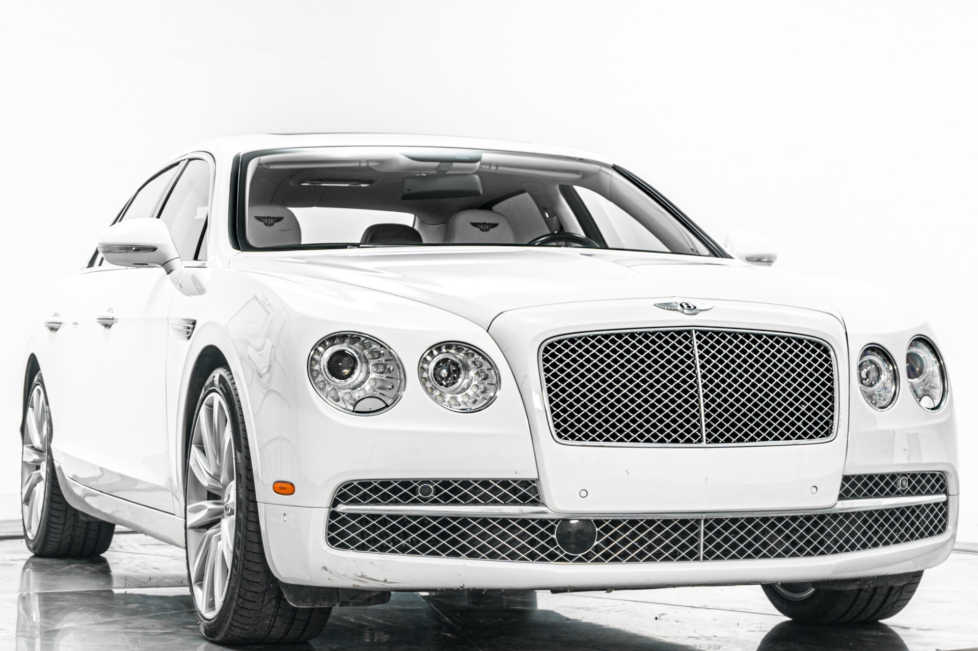 Bentley Flying Spur W12 -Mulliner Driving Specification