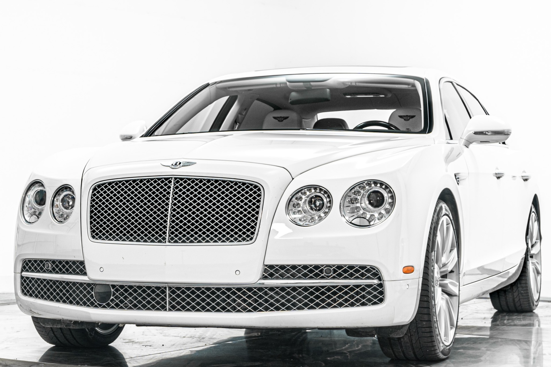 Bentley Flying Spur W12 -Mulliner Driving Specification