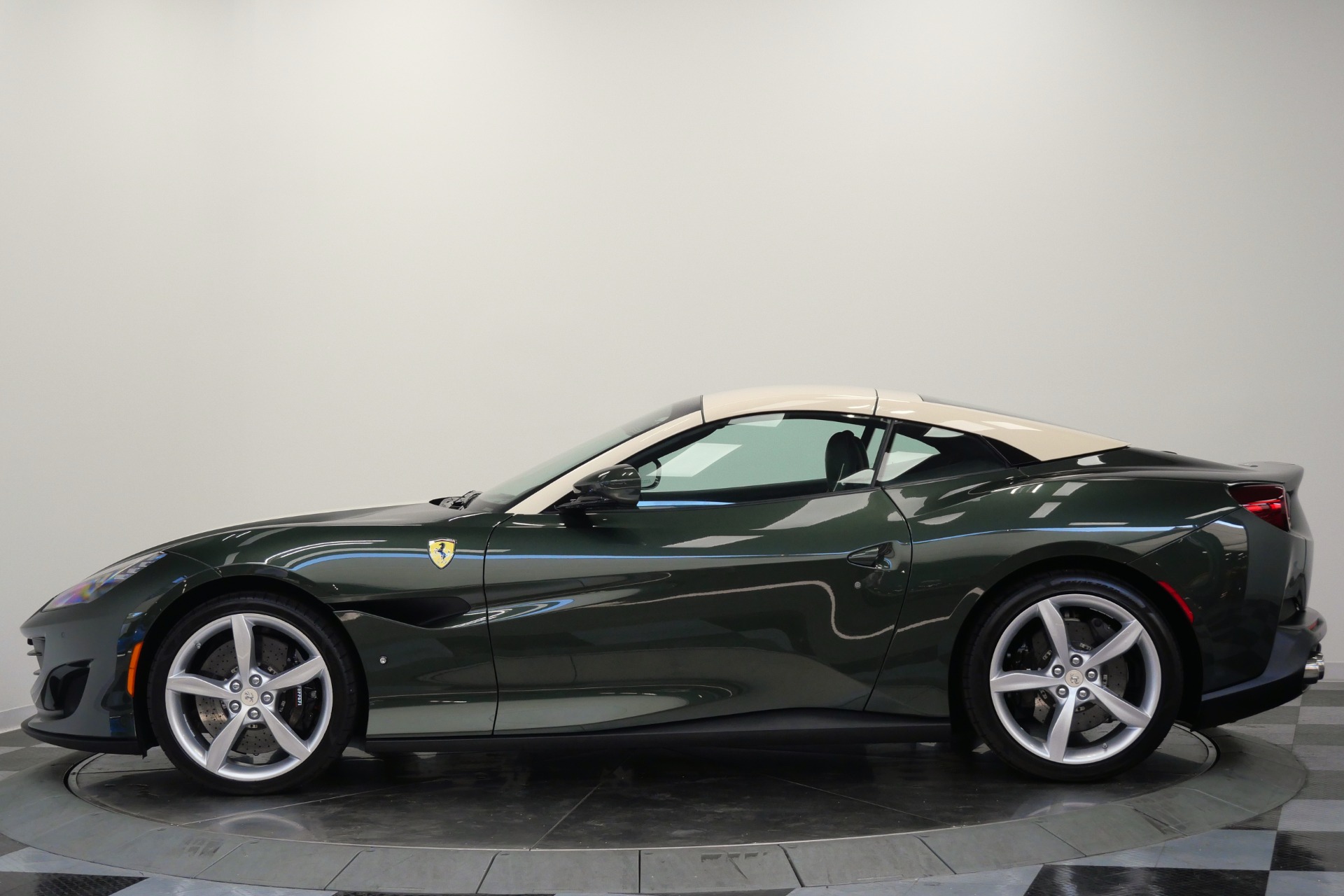 Ferrari Portofino -Tailor Made In NYC, Unique Exterior And Interior Colors, Amazing
