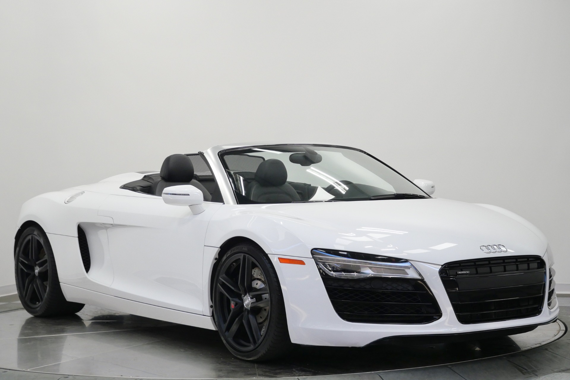 Audi R8 4.2 Quattro Spyder -Bang And Olufsen Audio, Heated Seats