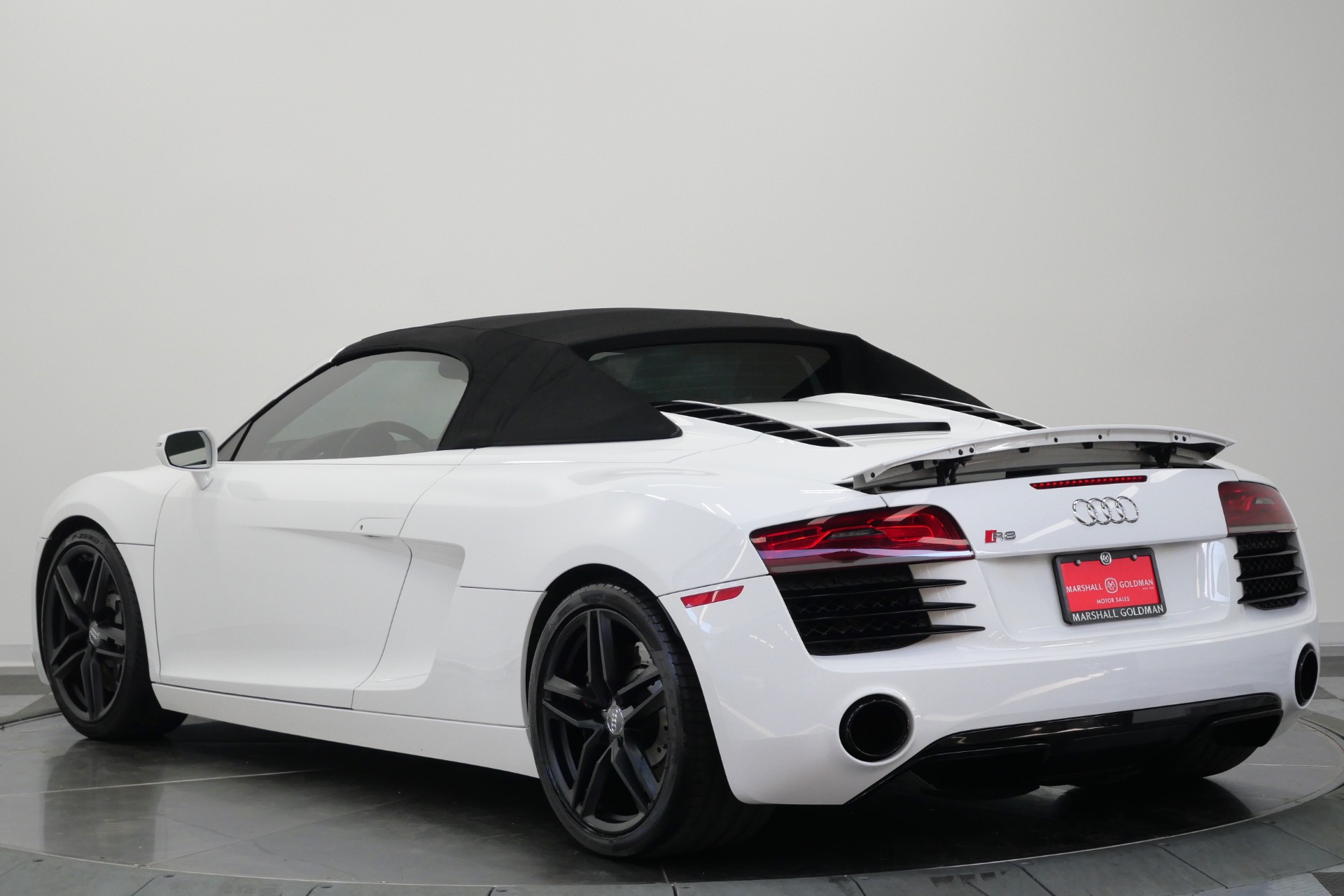 Audi R8 4.2 Quattro Spyder -Bang And Olufsen Audio, Heated Seats
