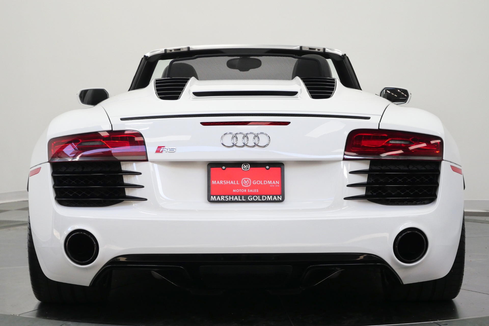 Audi R8 4.2 Quattro Spyder -Bang And Olufsen Audio, Heated Seats
