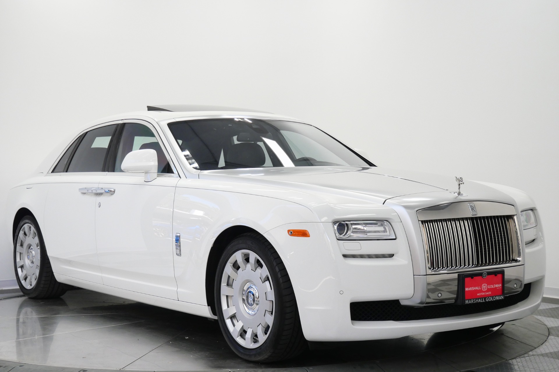 Rolls-Royce Ghost -V12 Power, Drivers Assistance 1, Heated And Ventilated Front Seats