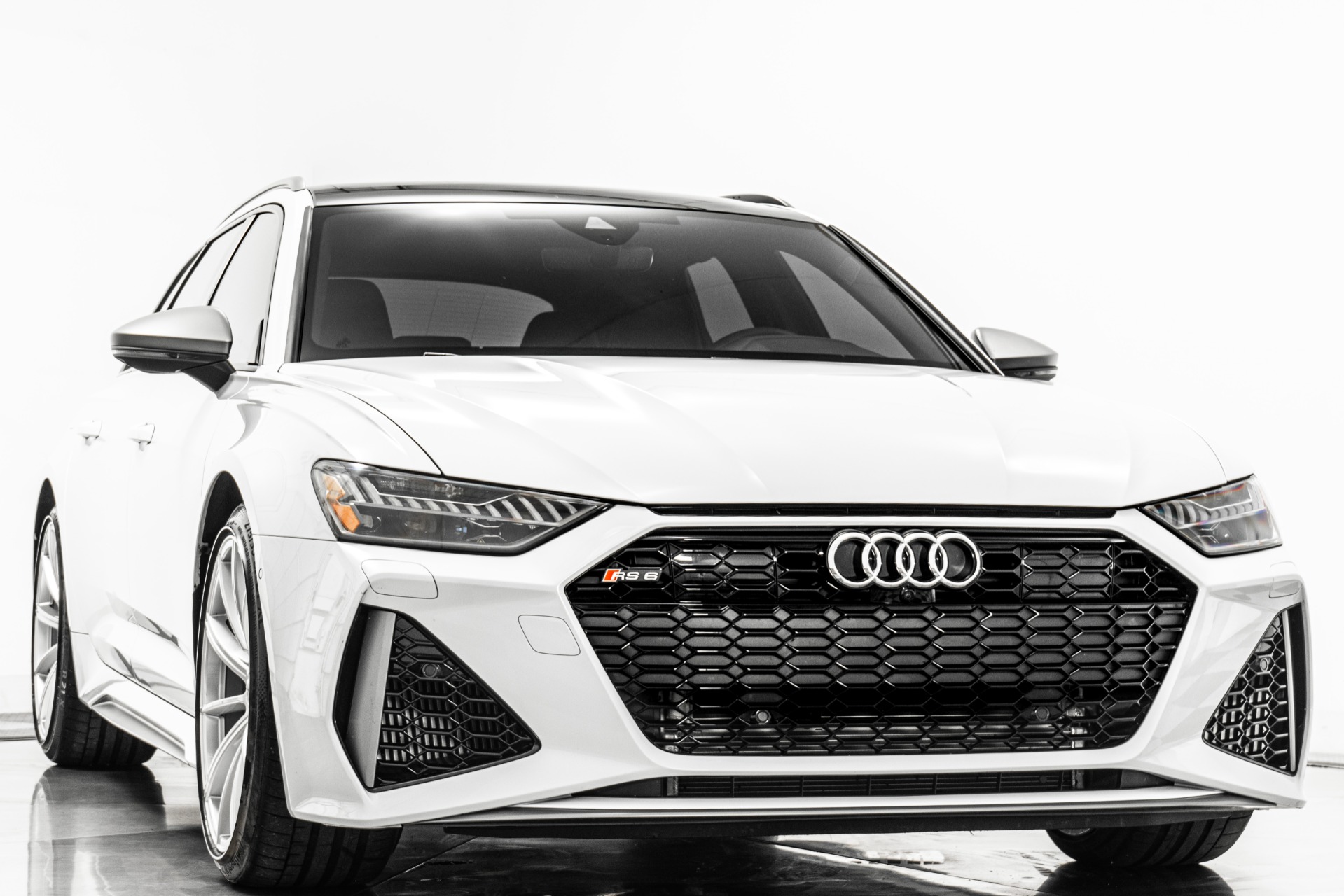 Audi RS 6 4.0T Quattro Avant -Low Miles, 621 Horsepower