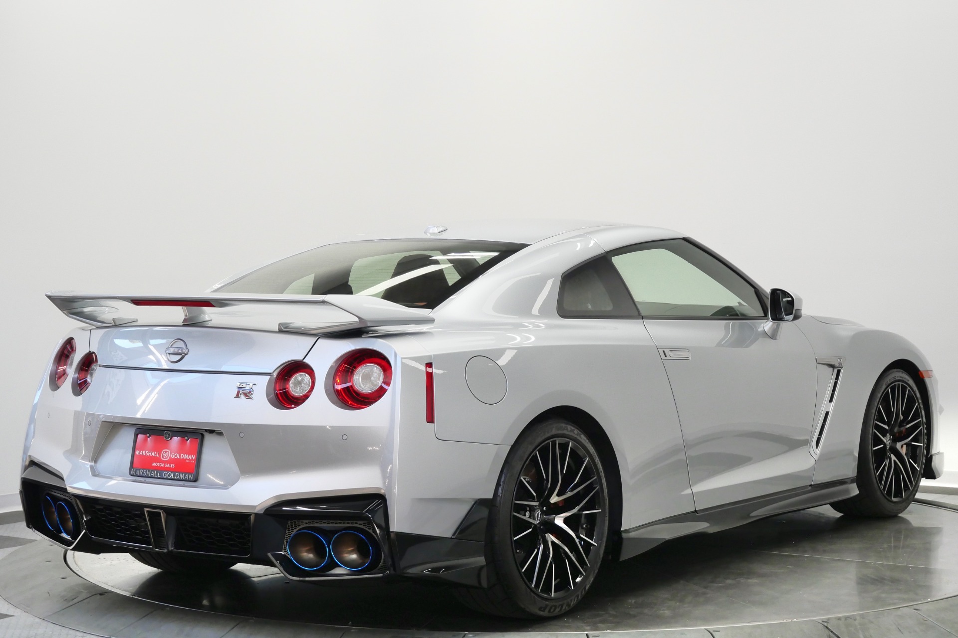 Nissan GT-R Premium -Very Low Miles, 565 Horsepower