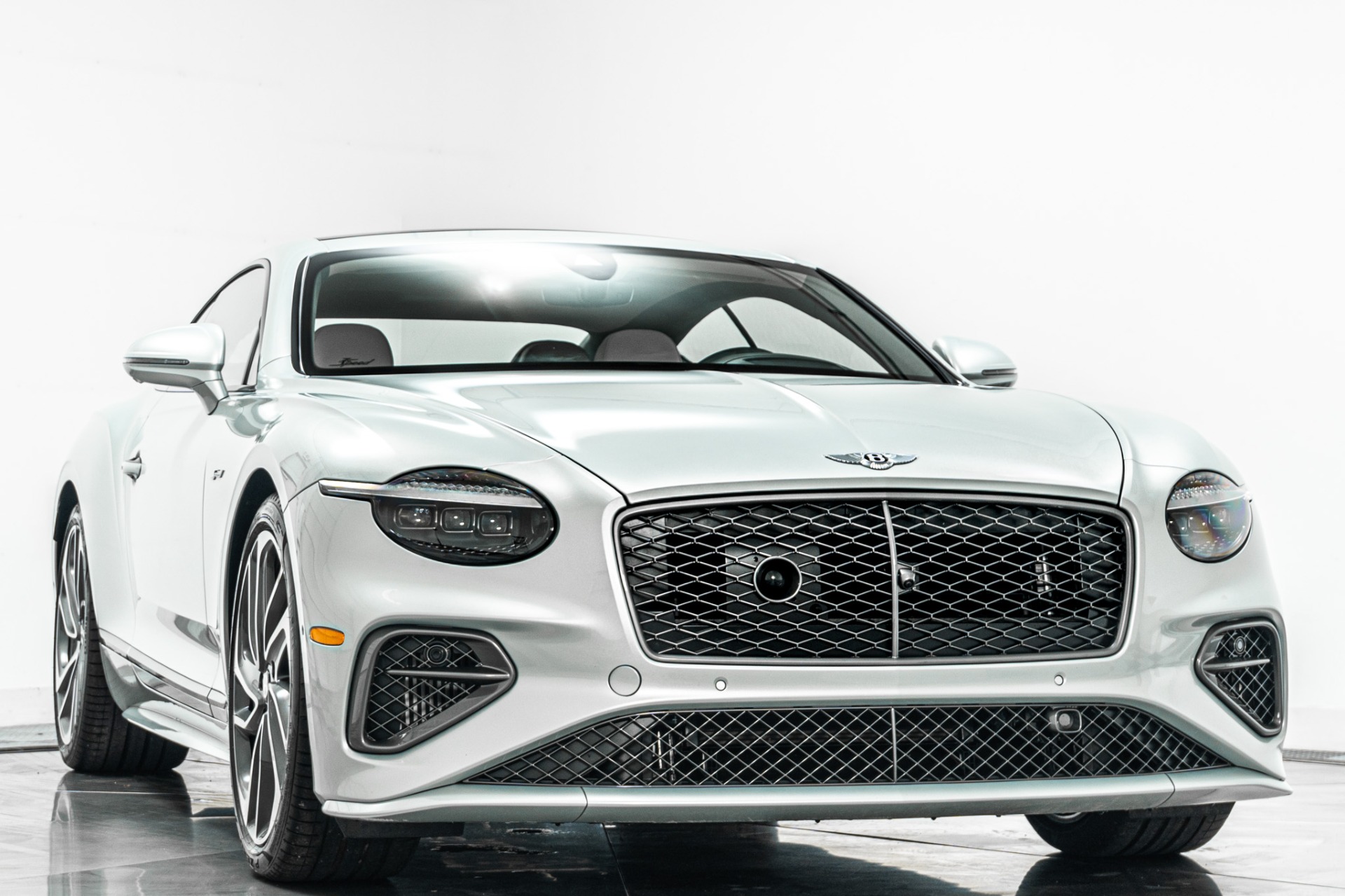 Bentley Continental GT Speed -Touring Specification, Front Seat Comfort Specification