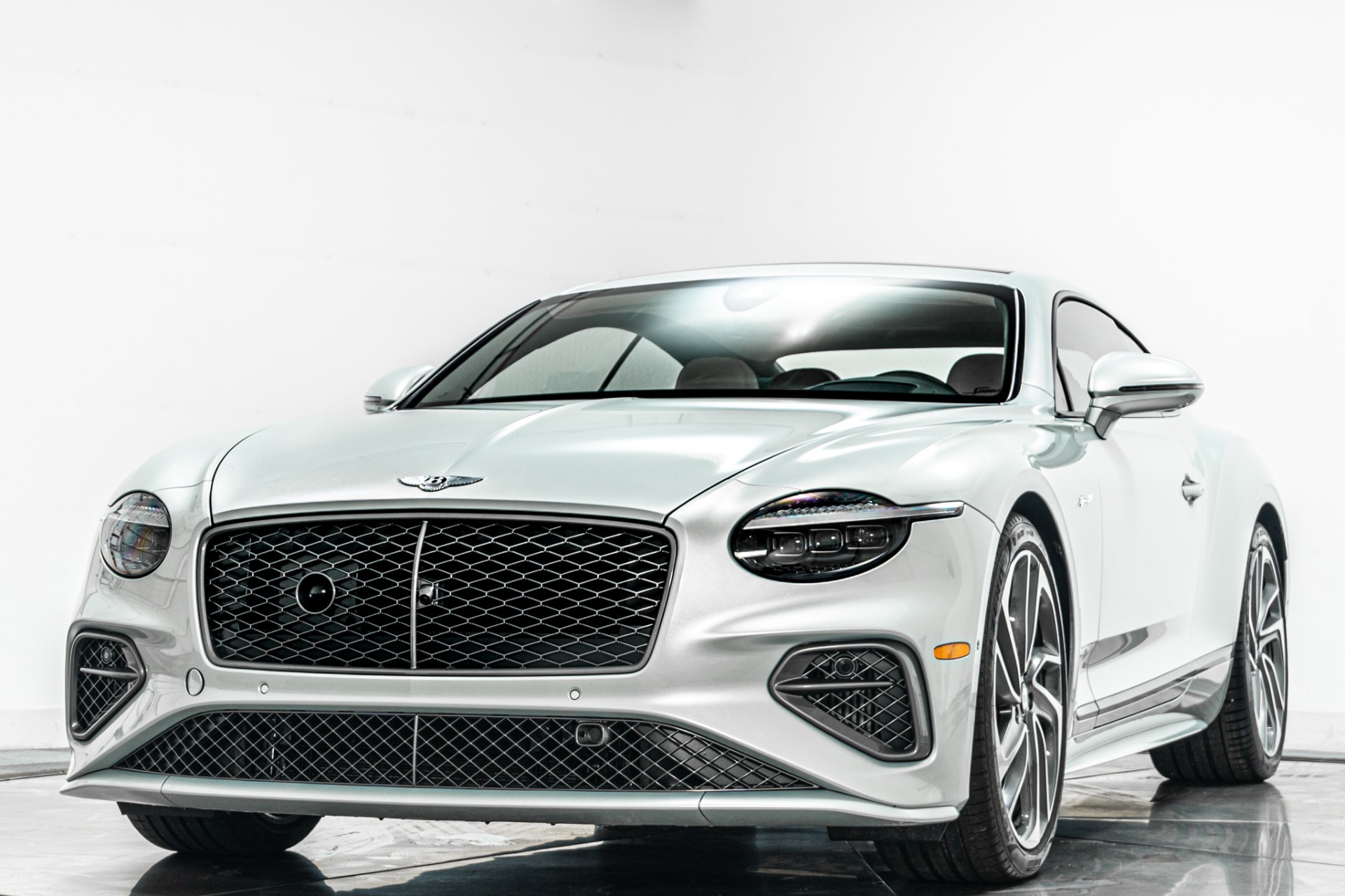 Bentley Continental GT Speed -Touring Specification, Front Seat Comfort Specification