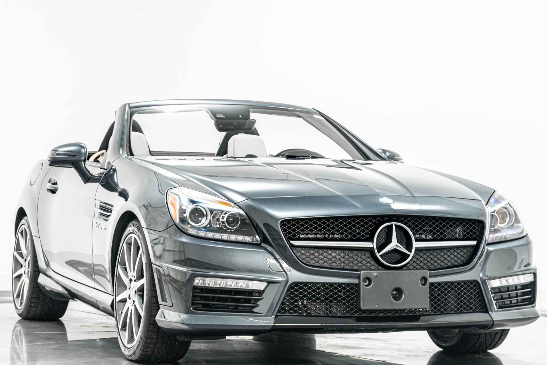 Mercedes-Benz SLK 55 AMG -AMG Handling Package, Multimedia Package