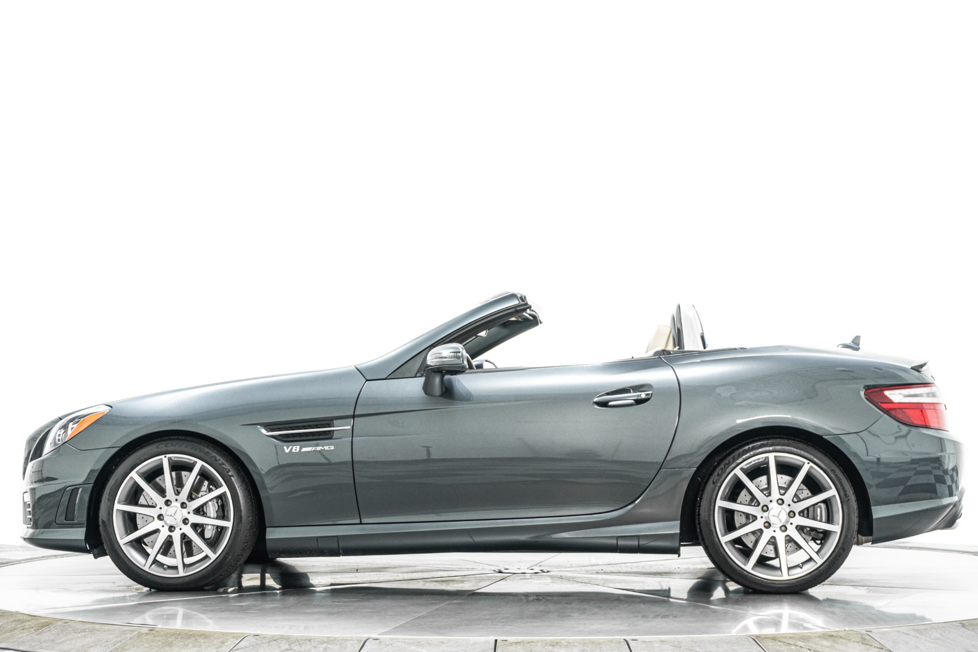 Mercedes-Benz SLK 55 AMG -AMG Handling Package, Multimedia Package