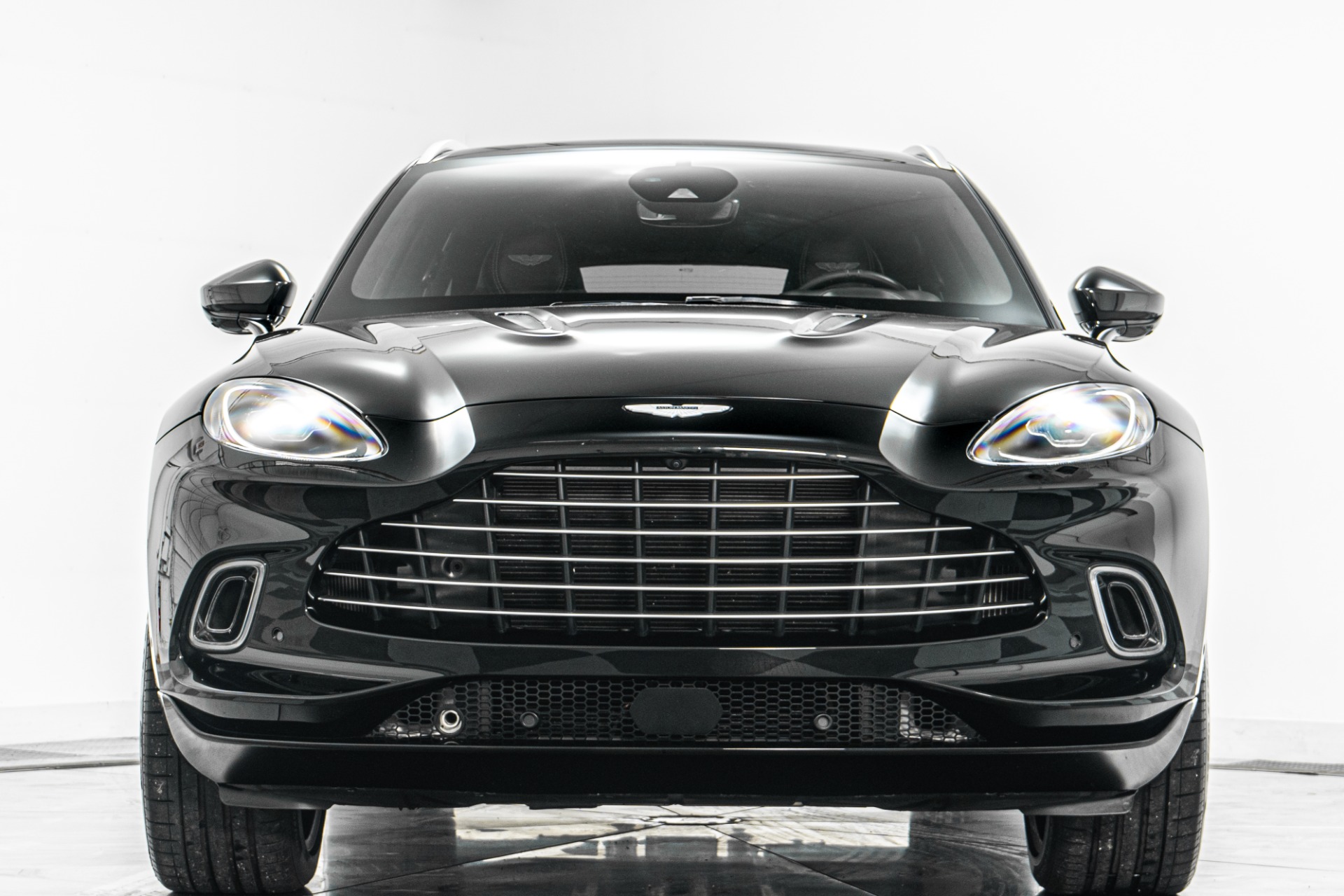 Aston Martin DBX -Indulgence Pack, Panoramic Roof