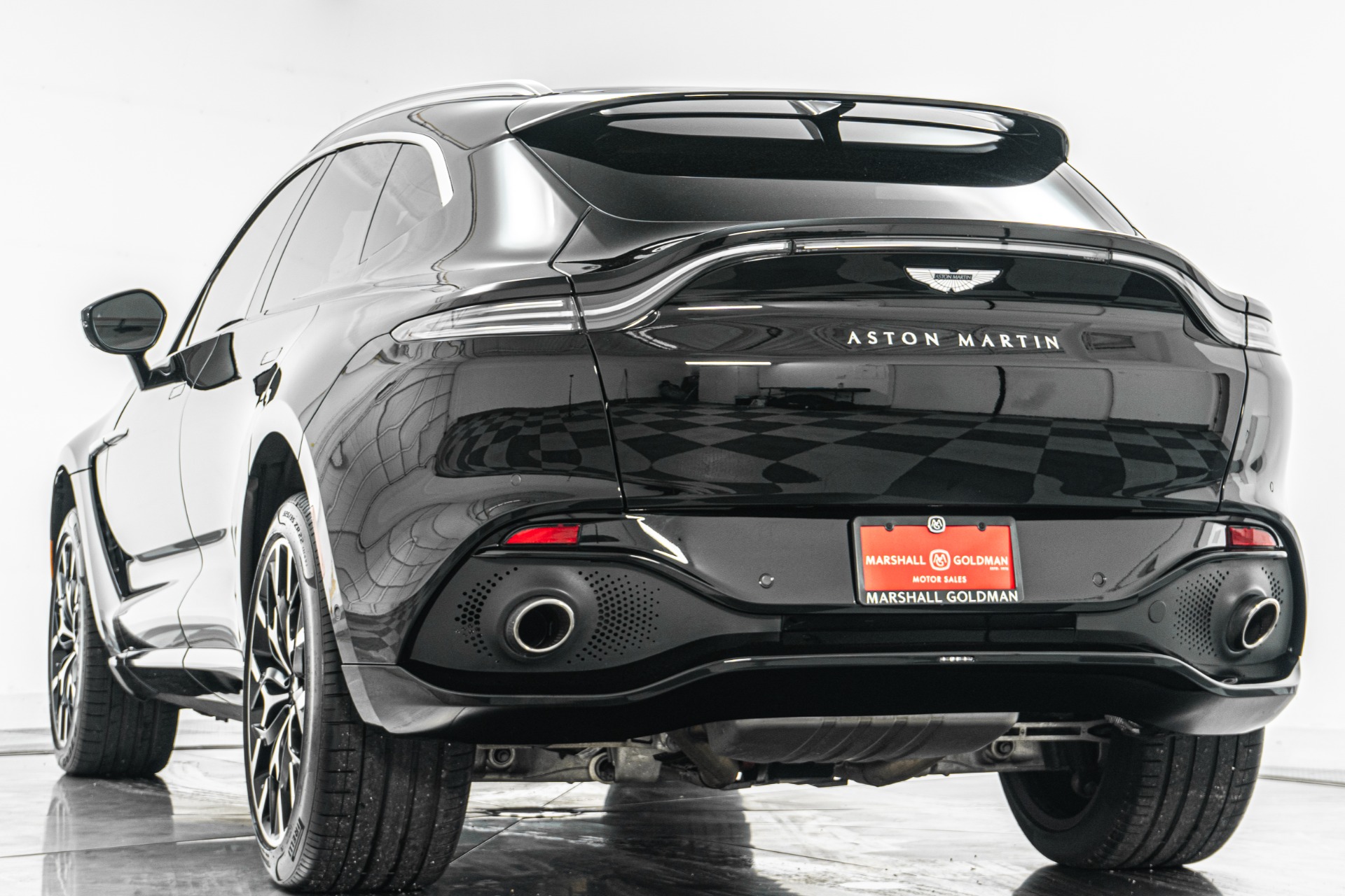 Aston Martin DBX -Indulgence Pack, Panoramic Roof