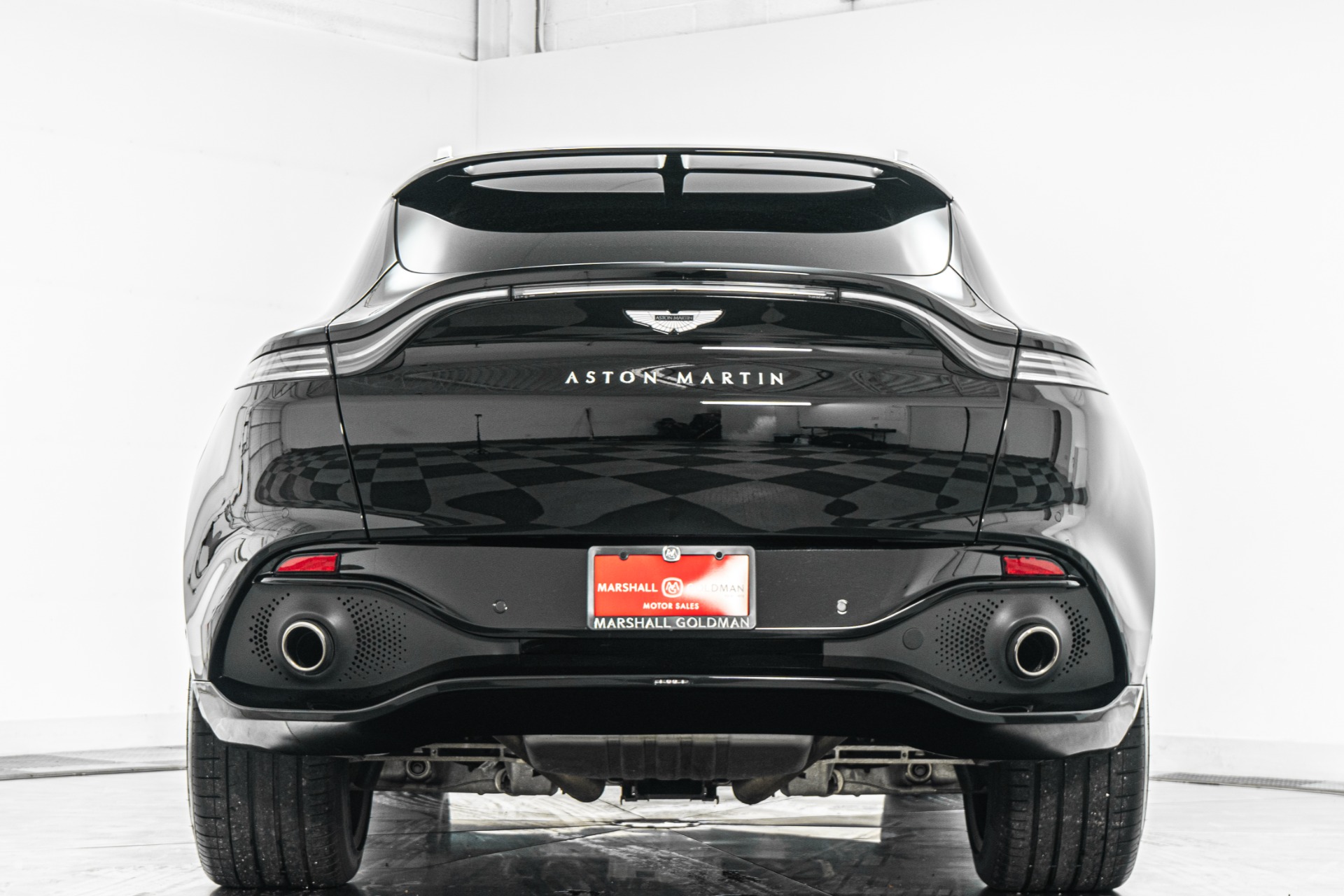 Aston Martin DBX -Indulgence Pack, Panoramic Roof