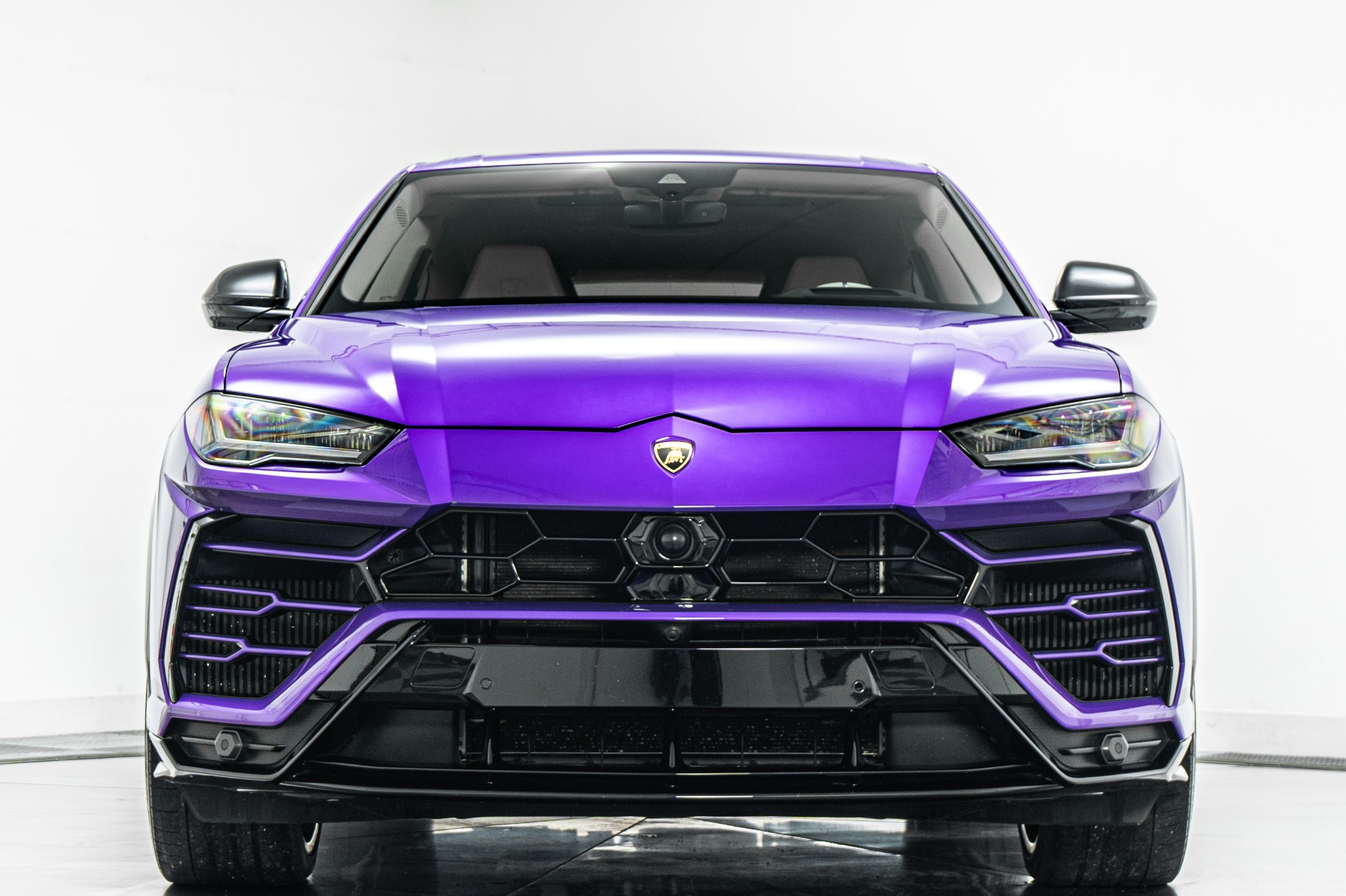 Lamborghini Urus -Great Color Combination, 4 Seat Configuration, Rear Seat Entertainment