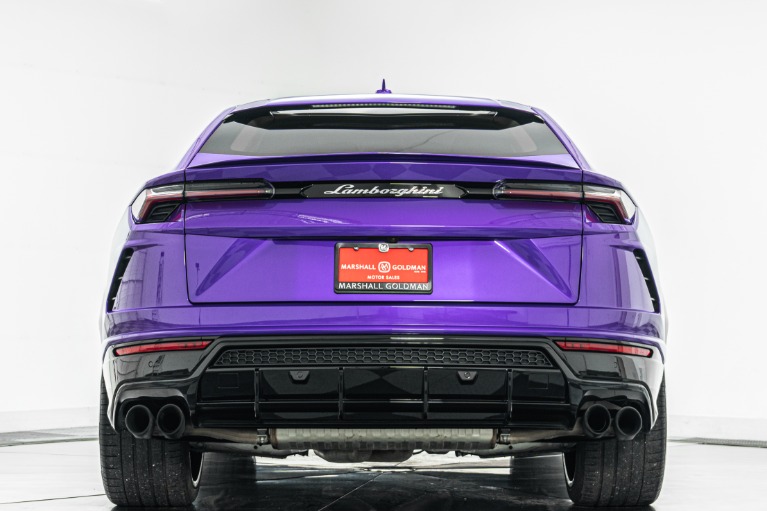 Lamborghini Urus -Great Color Combination, 4 Seat Configuration, Rear Seat Entertainment