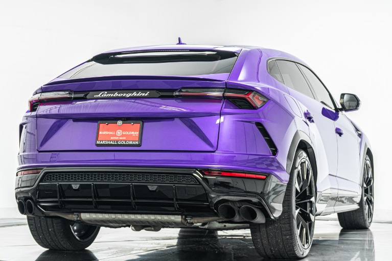 Lamborghini Urus -Great Color Combination, 4 Seat Configuration, Rear Seat Entertainment