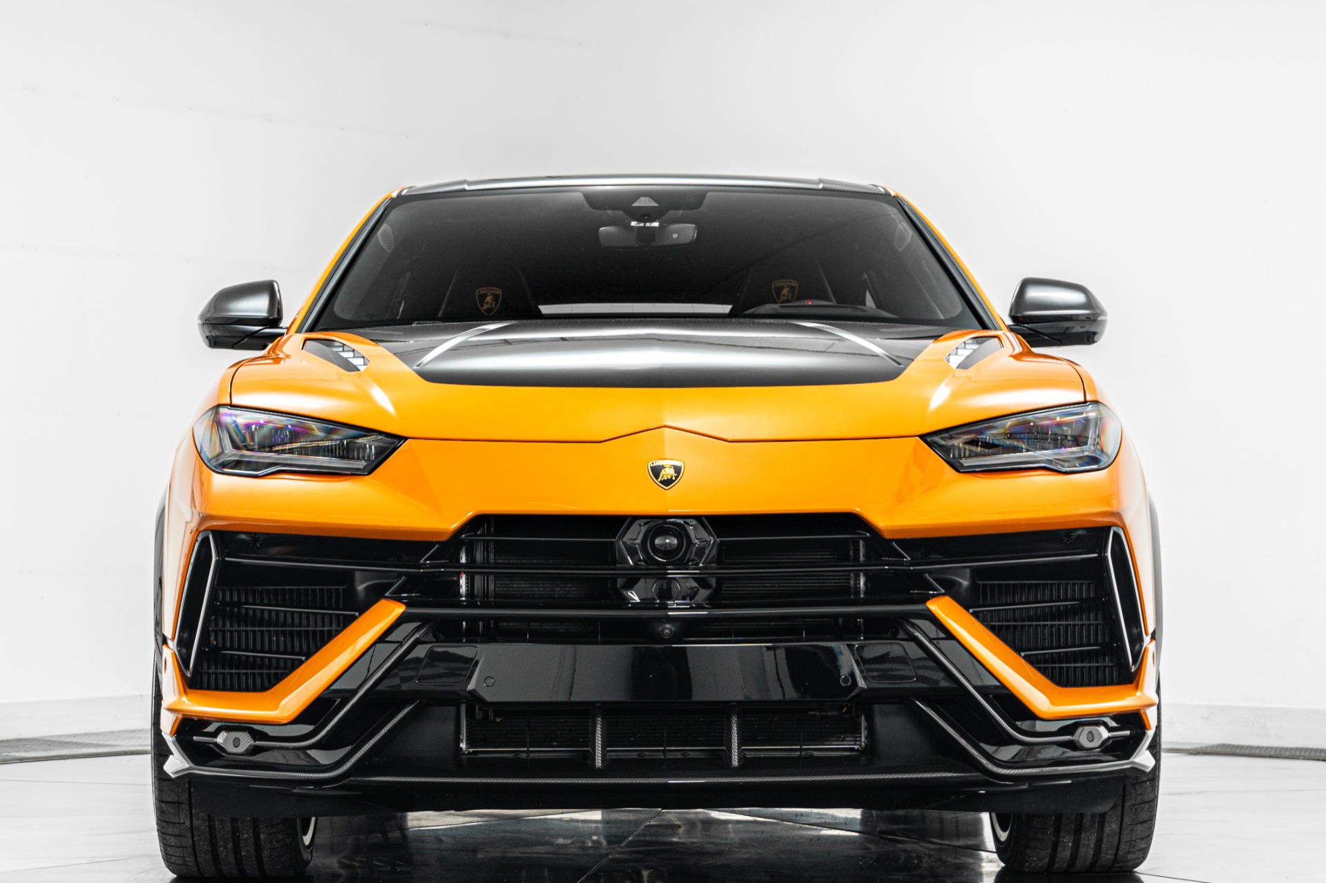 Lamborghini Urus Performante -Exterior Carbon Package, Carbon Fiber Hood And Roof
