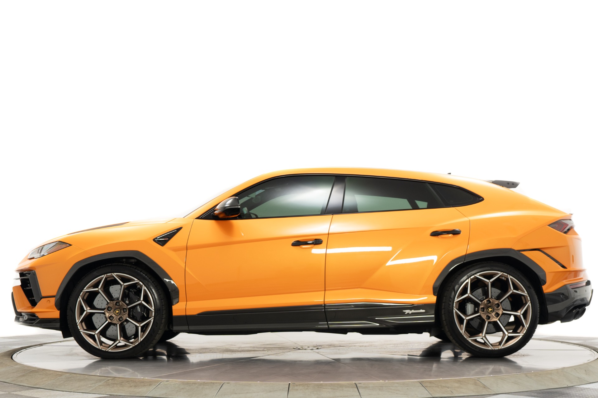 Lamborghini Urus Performante -Exterior Carbon Package, Carbon Fiber Hood And Roof