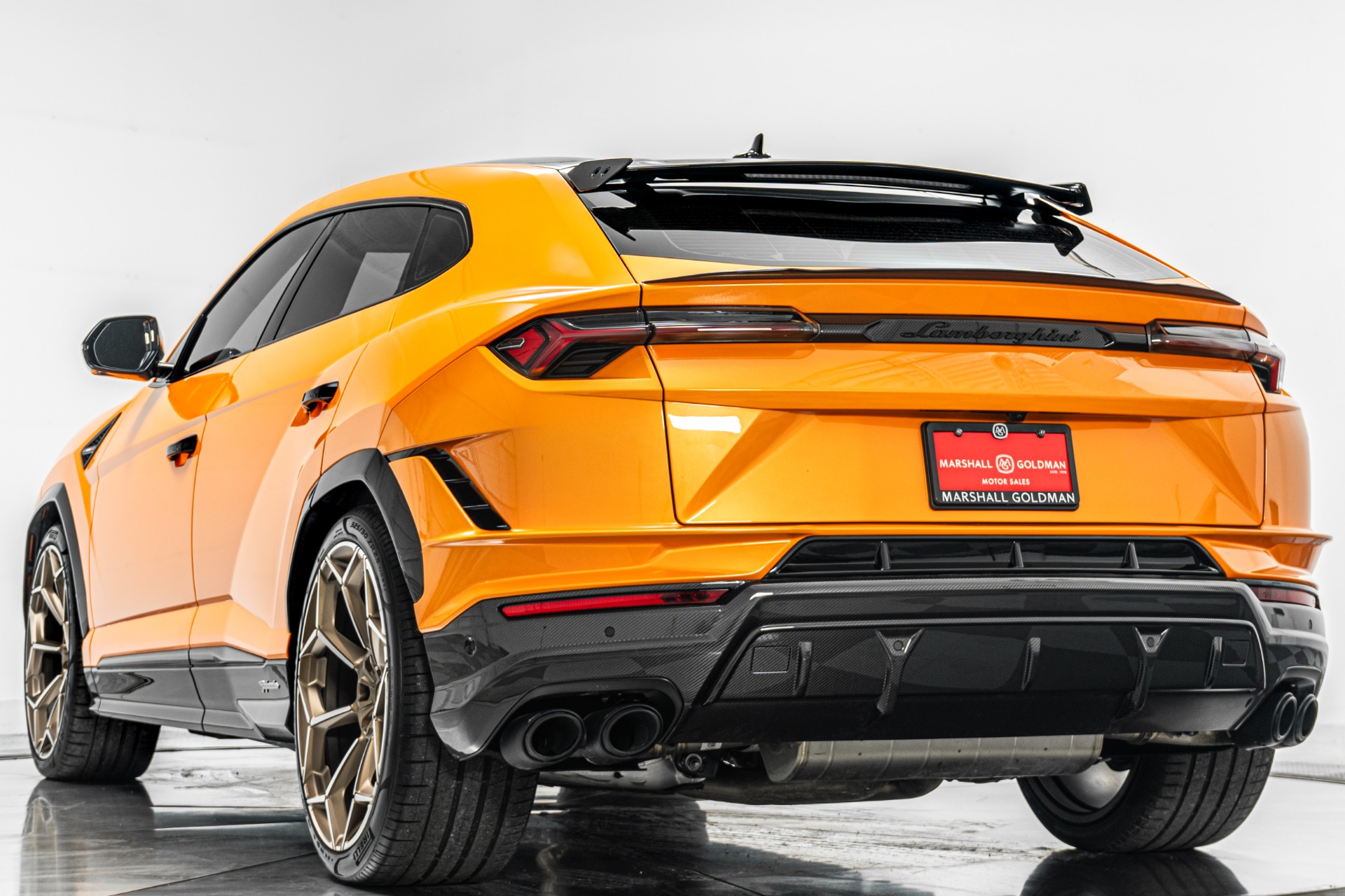 Lamborghini Urus Performante -Exterior Carbon Package, Carbon Fiber Hood And Roof