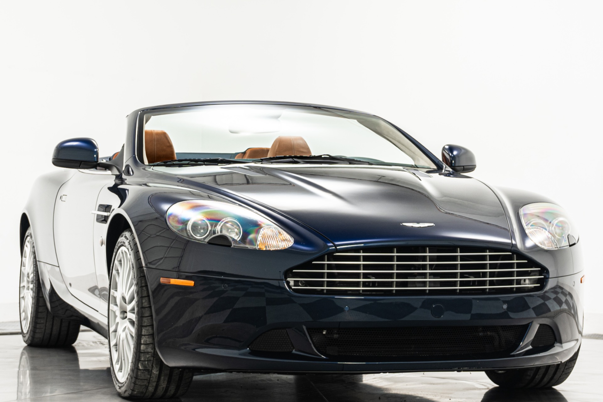 Aston Martin DB9 Volante -Two Tone Interior, V12 Power