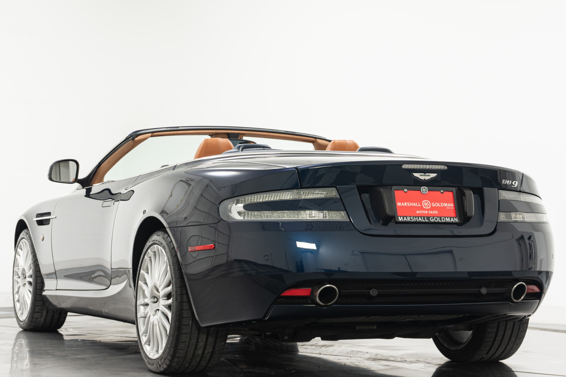 Aston Martin DB9 Volante -Two Tone Interior, V12 Power