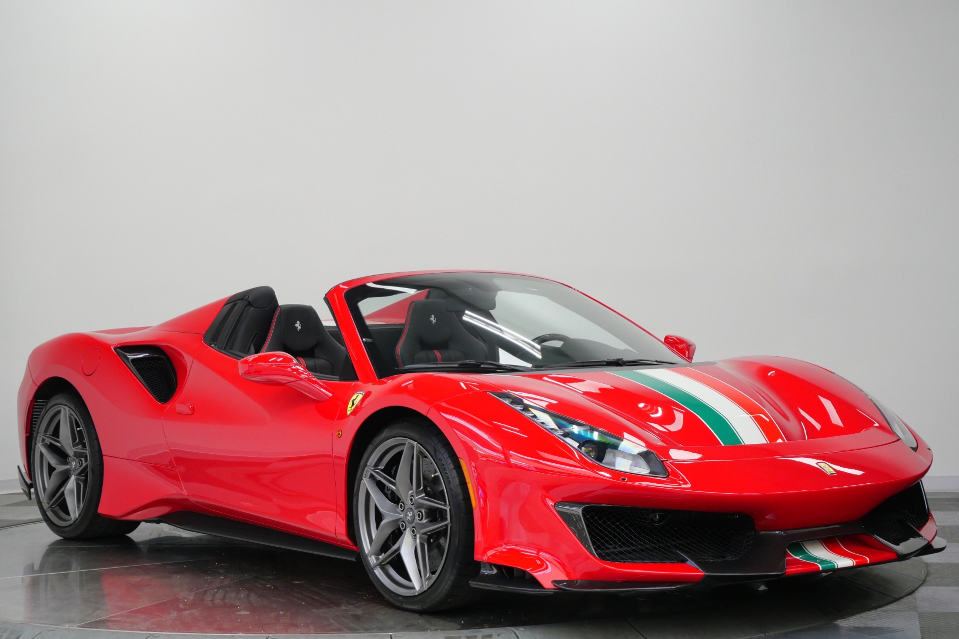 Ferrari 488 Pista Spider -Tricolore Livery, Extensive Carbon Fiber