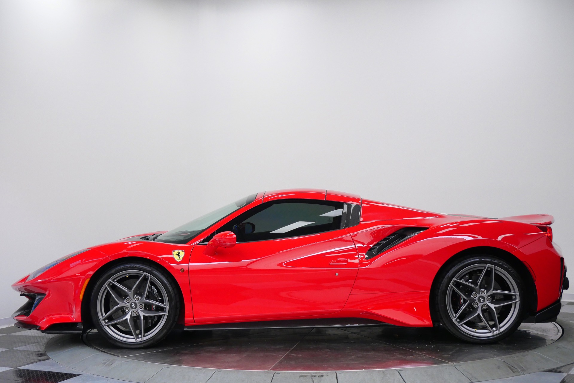 Ferrari 488 Pista Spider -Tricolore Livery, Extensive Carbon Fiber