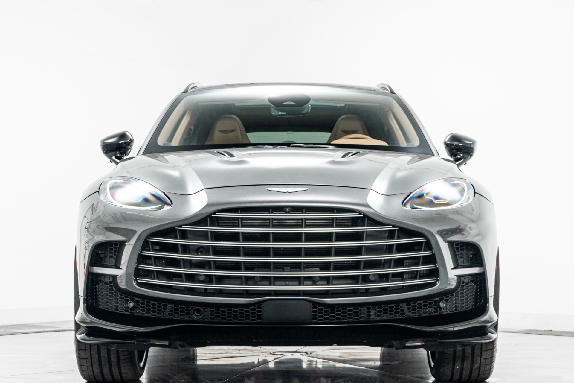Aston Martin DBX 707 -Panoramic Roof, Heated And Ventilated Front Seats