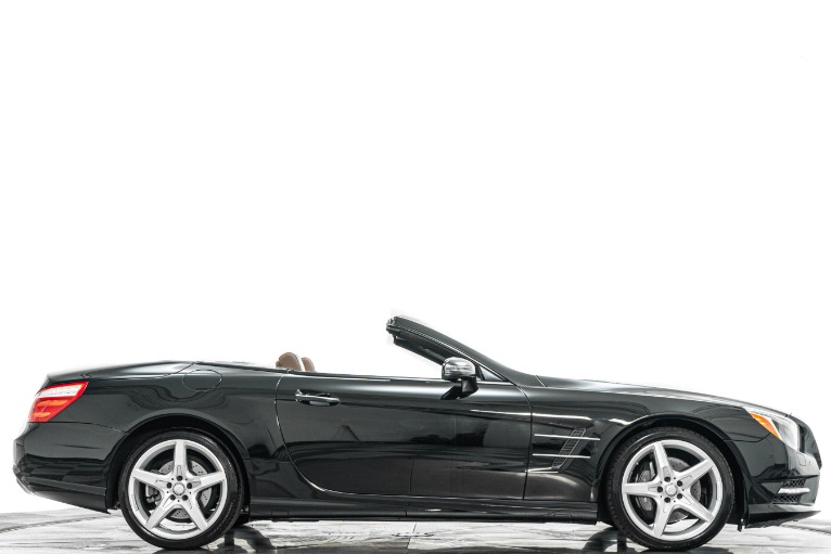 Mercedes-Benz SL 550 -Low Miles, Sport Wheel Package, Driver Assistance Package