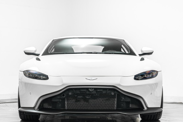 Aston Martin Vantage -Exterior Black Collection, Sports Plus Collection