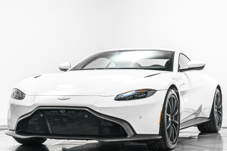 Aston Martin Vantage -Exterior Black Collection, Sports Plus Collection