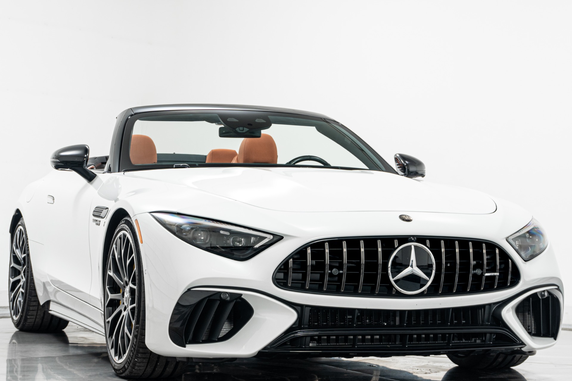 Mercedes-Benz SL55 AMG -Delivery Miles, Dynamic Plus, Performance Trim Packages