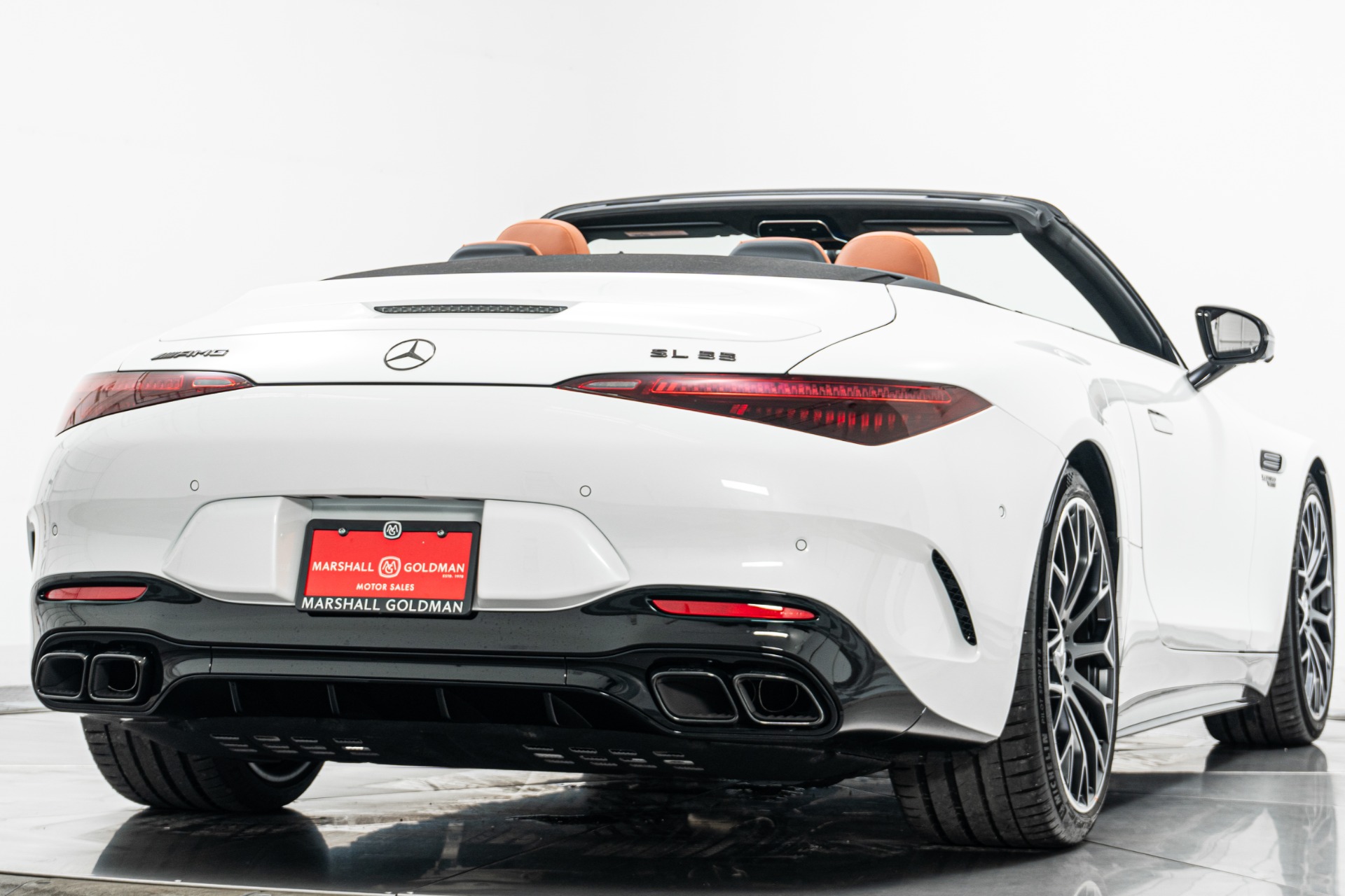 Mercedes-Benz SL55 AMG -Delivery Miles, Dynamic Plus, Performance Trim Packages