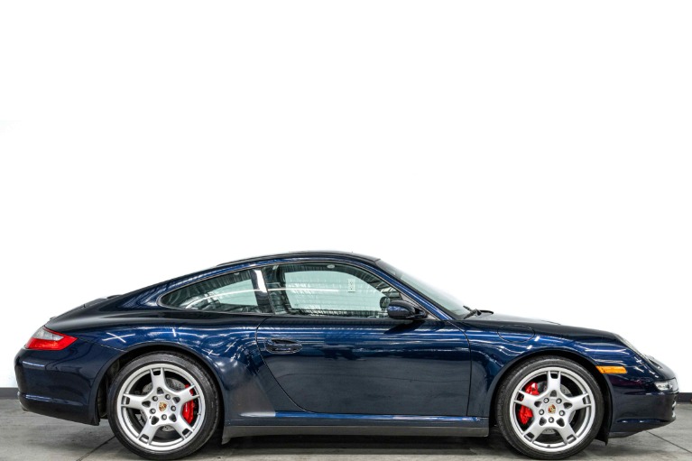 Porsche 911 Carrera 4S -Very Low Miles, Sports Seats