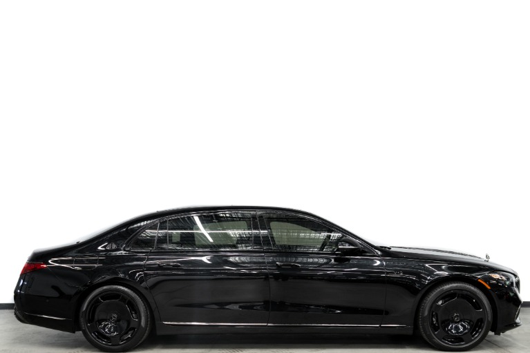 Mercedes-Benz Maybach S 680 4MATIC -AMG V12 Power, Night Design Package