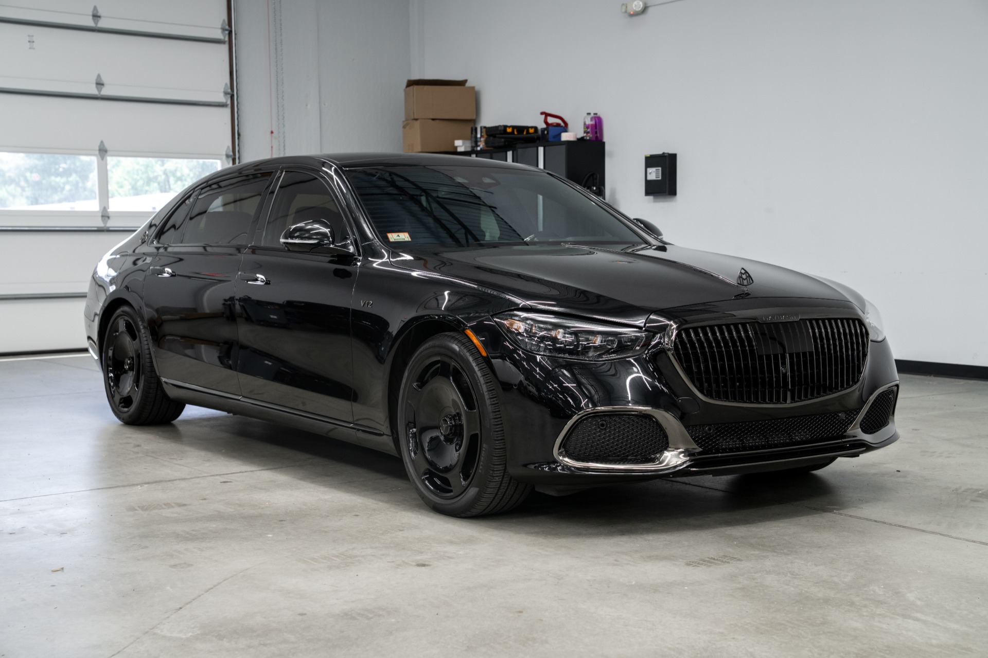 Mercedes-Benz Maybach S 680 4MATIC -AMG V12 Power, Night Design Package