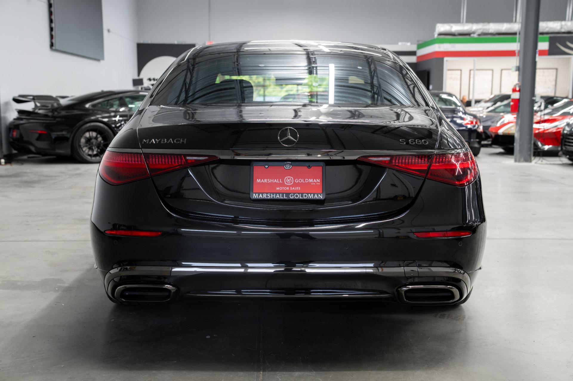 Mercedes-Benz Maybach S 680 4MATIC -AMG V12 Power, Night Design Package