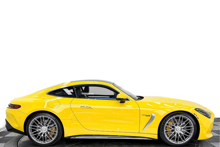 Mercedes-Benz AMG GT 63 -Driver Assistance Package, Panoramic Sunroof