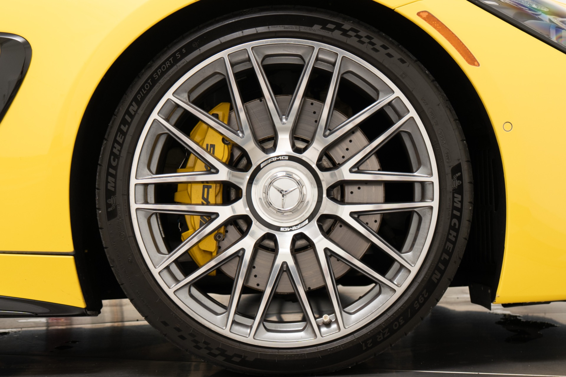 2024 Mercedes-Benz AMG GT Coupe 63 - Photo 42