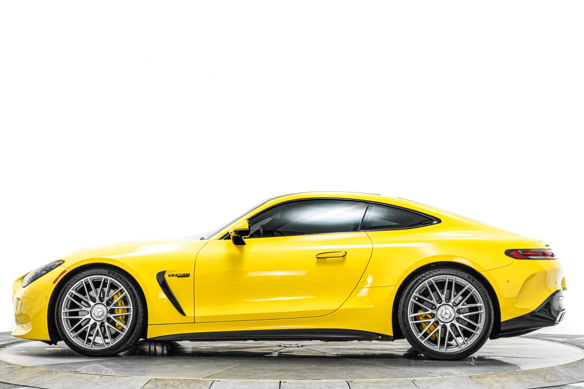 2024 Mercedes-Benz AMG GT Coupe 63 - Photo 6