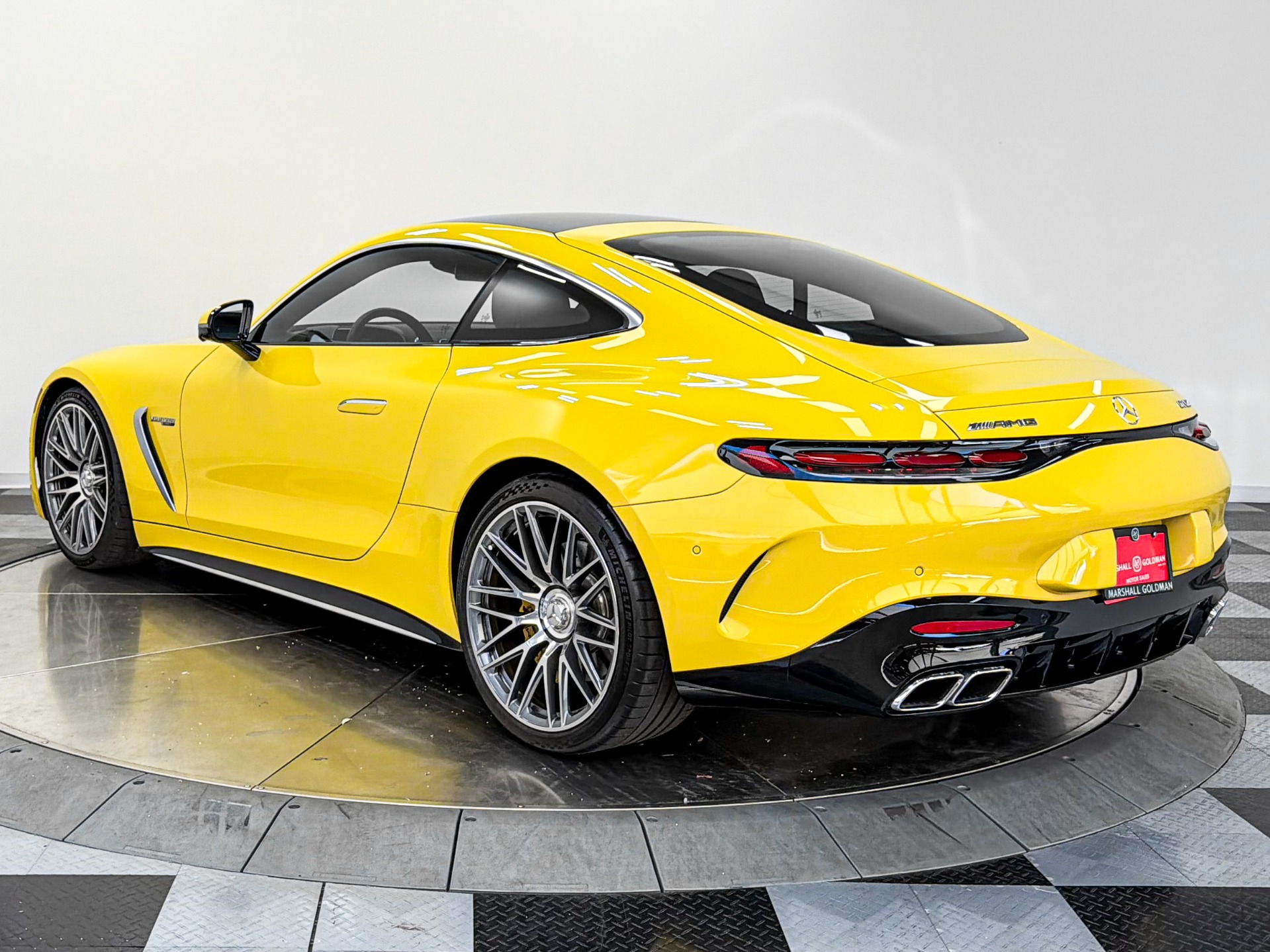 Mercedes-Benz AMG GT 63 -Driver Assistance Package, Panoramic Sunroof