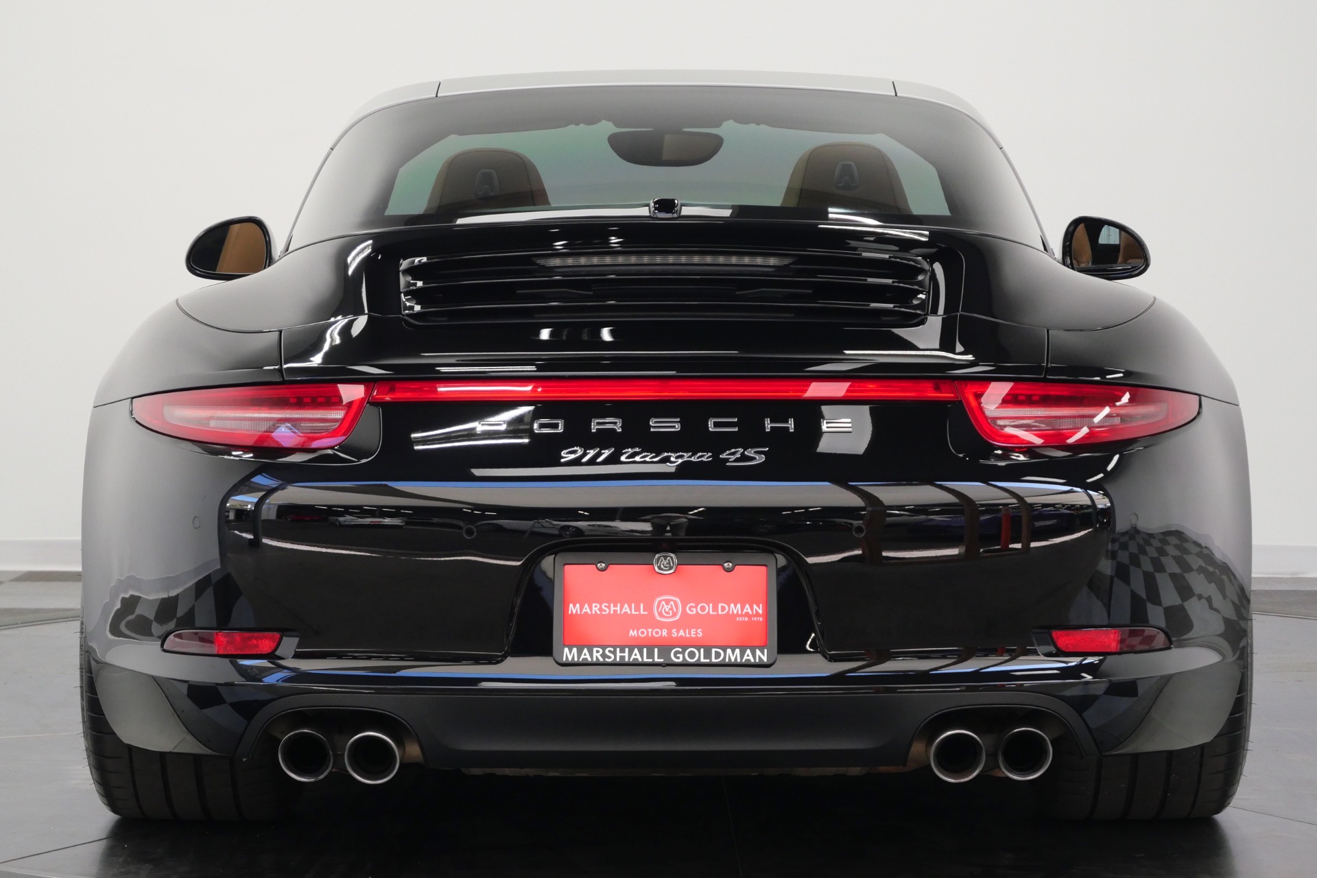 Porsche 911 Targa 4S -Premium Package Plus, Two-Tone Interior