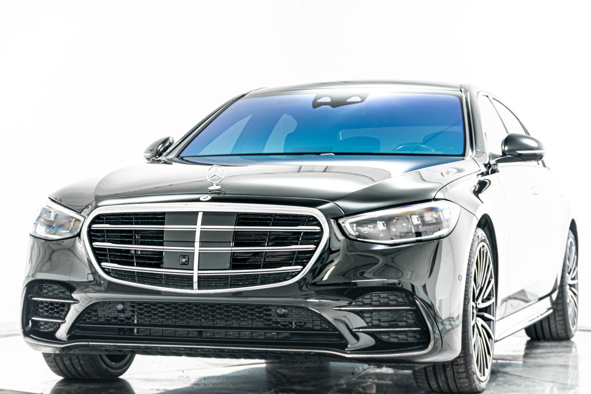 Mercedes-Benz S580 4MATIC -AMG Line, Night Package, Warmth And Comfort Package