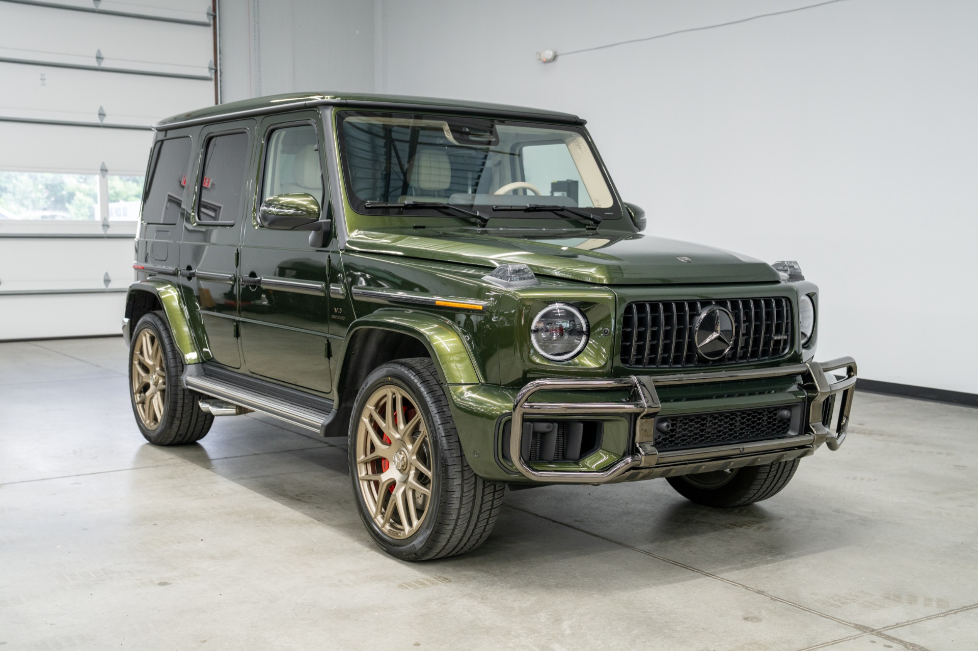 Mercedes-Benz G63 AMG -HUGE MSRP, Manufaktur Full Leather Package, 2,029 Miles