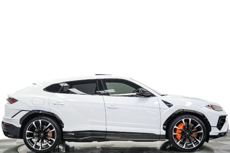 Lamborghini Urus S -Very Low Miles, 657 Horsepower, Bang And Olufsen Audio
