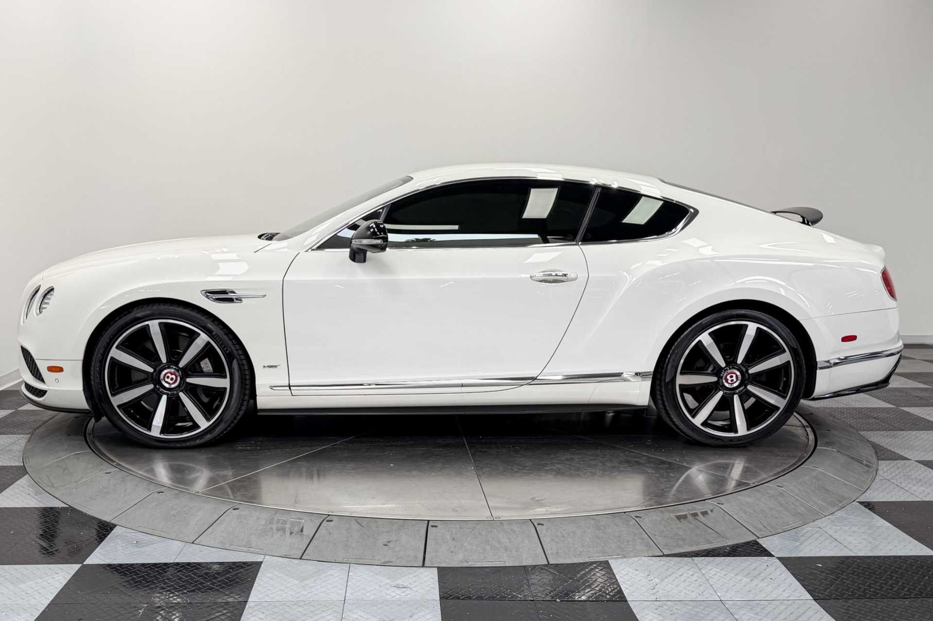 Bentley Continental GT V8 S -Mulliner Driving Specification, Two-Tone Interior Interior