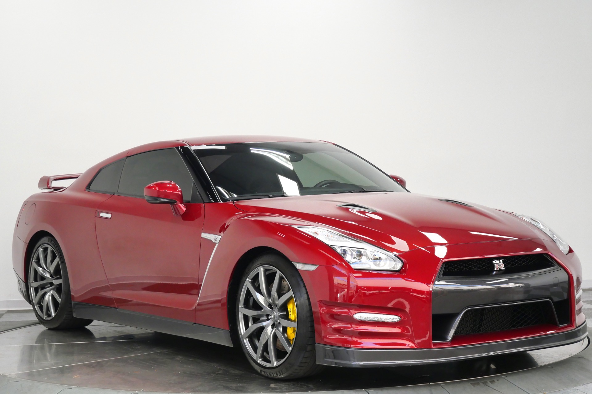 Nissan GT-R Premium -Jotech Tuned, ARMYTRIX Valved Exhaust