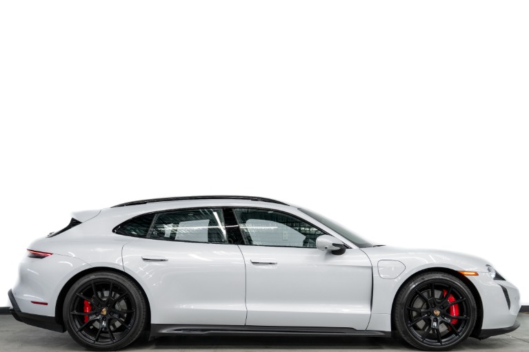 Porsche Taycan GTS Sport Turismo -Premium Package, 590 Horsepower