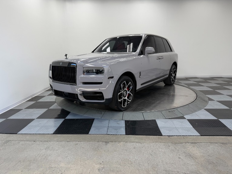 Rolls-Royce Cullinan Black Badge -Immersive Rear Seating, Rear Theatre Configuration