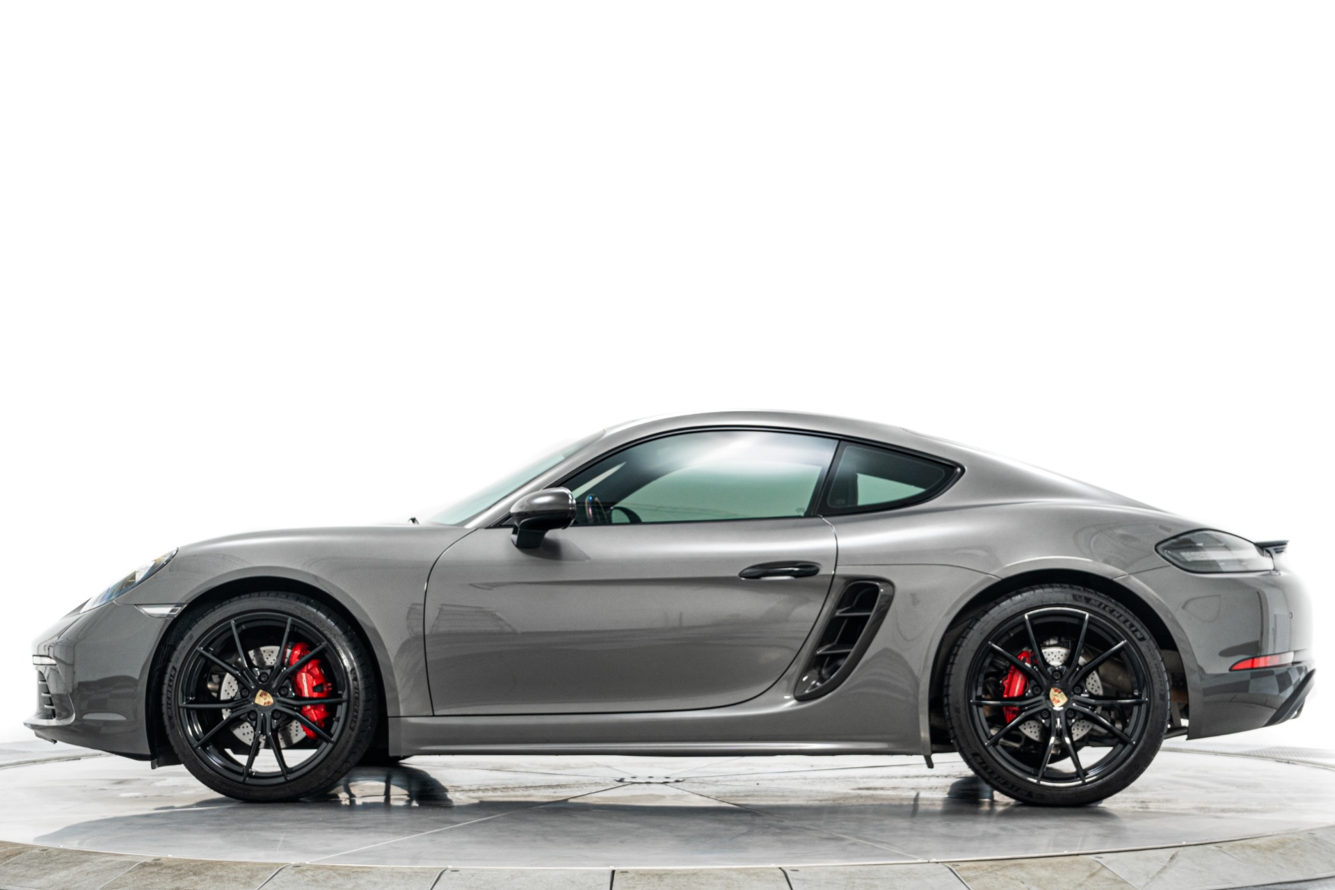Porsche 718 Cayman S -Carrera S Wheels, 350 Horsepower